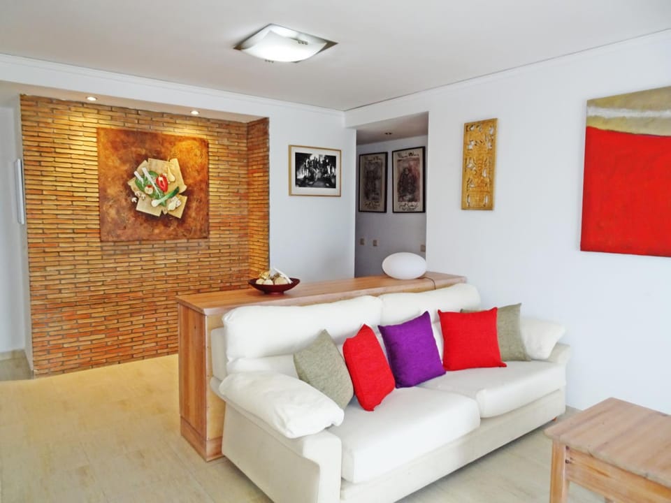 NEPTUNO Apartamento - Frente a la Playa Apartment in Daimús