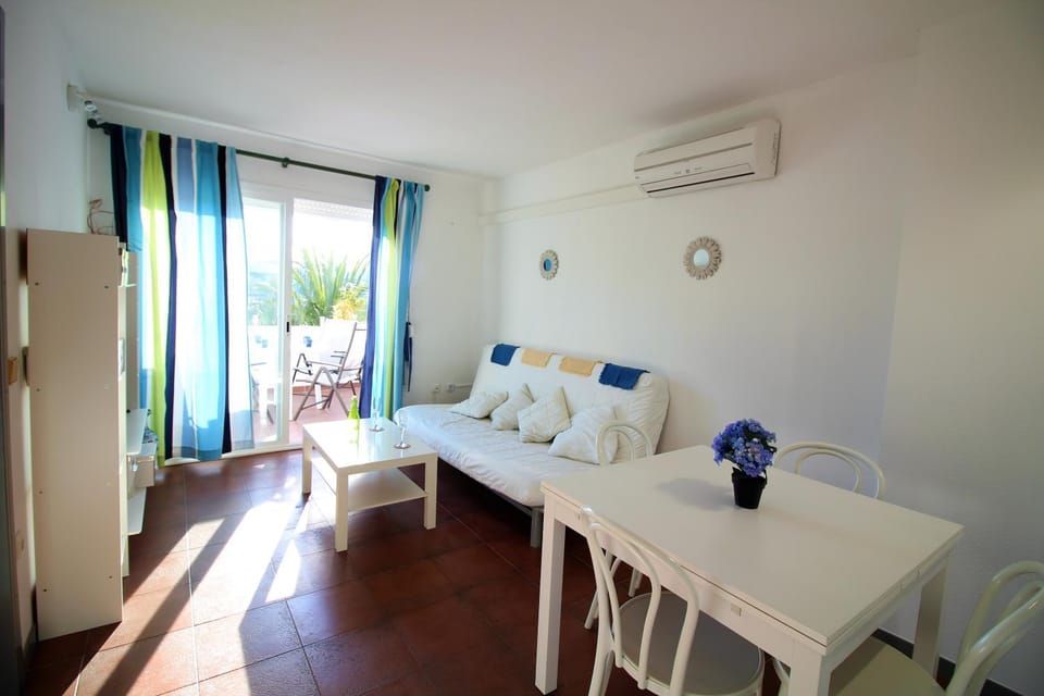 Global Immo 3330 ROYAL MARINA I TRAMUNTANA 4-10 Apartment in Roses