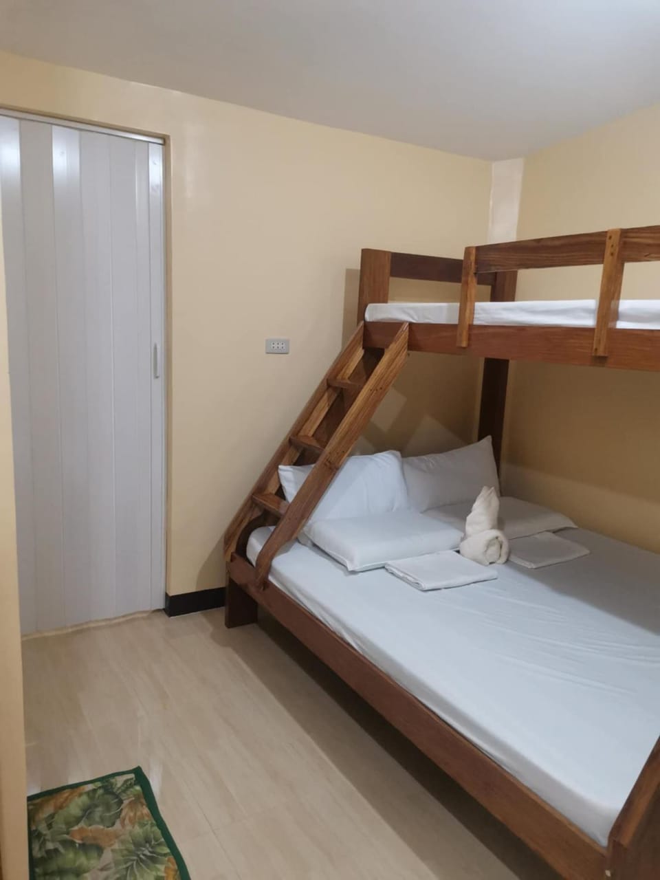 JaiJai's Backpackers Inn Vacation rental in Coron