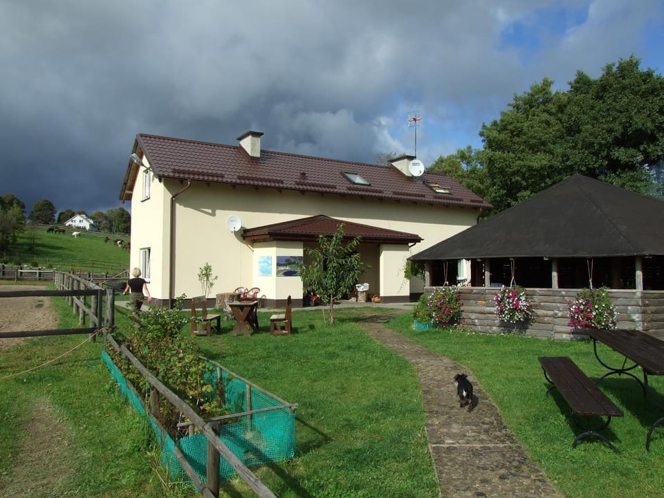 Stajnia Grazyny Mikorowo 46 Farm Stay in Pomeranian Voivodeship