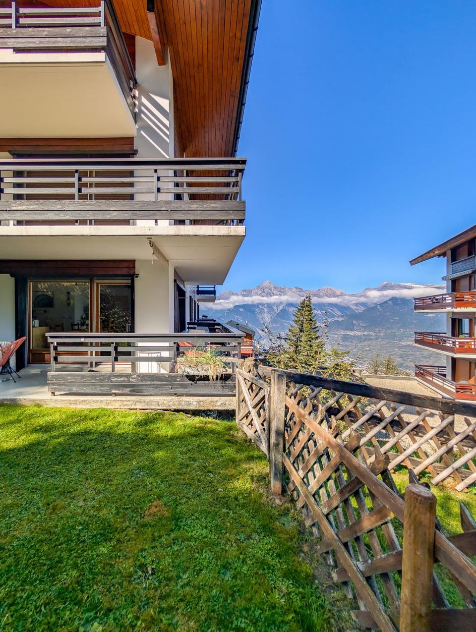 Natural landscape, View (from property/room), Mountain view