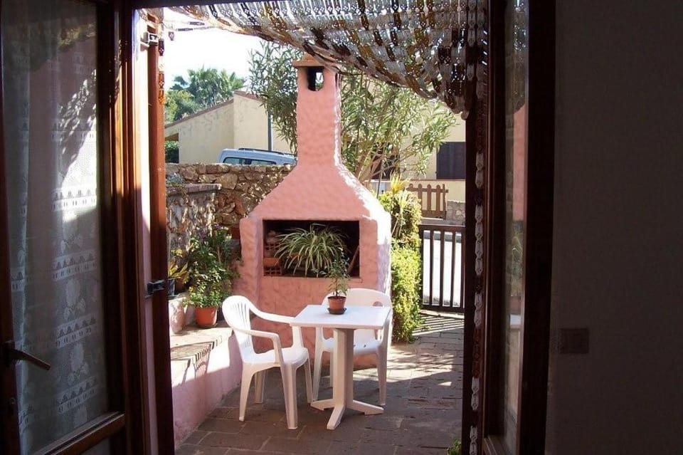 MINI APPARTAMENTO A 200 METRI DAL MARE Apartment in Sardinia