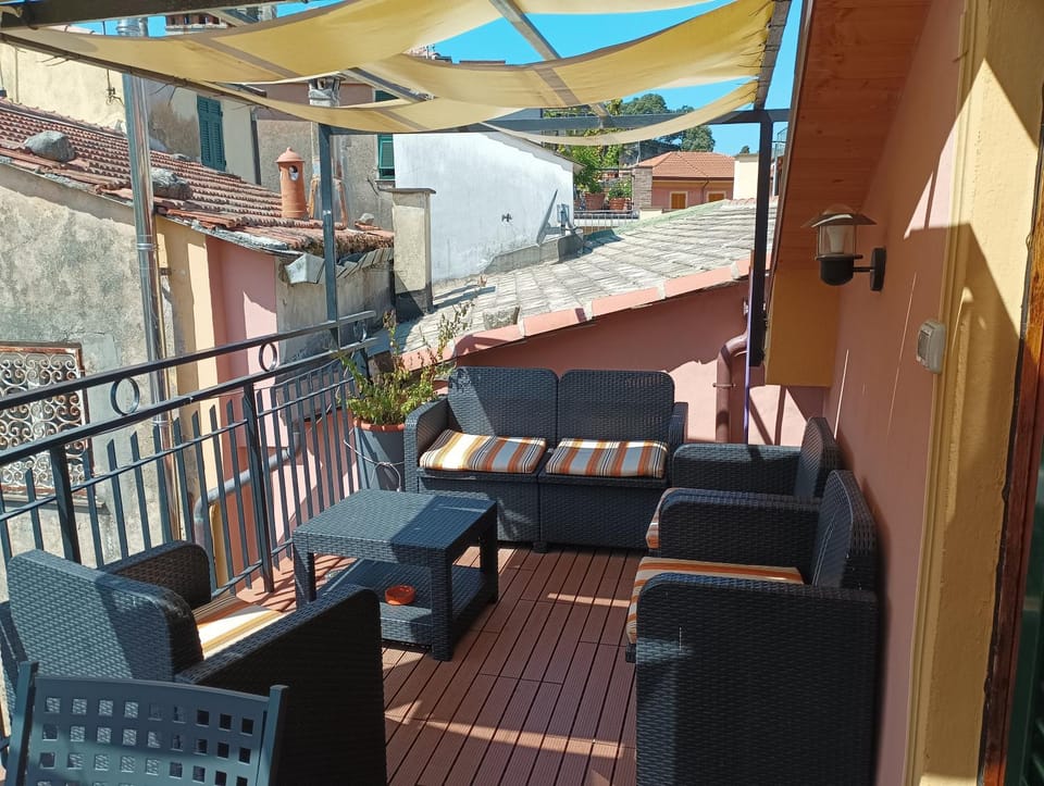 Day, Balcony/Terrace, Living room