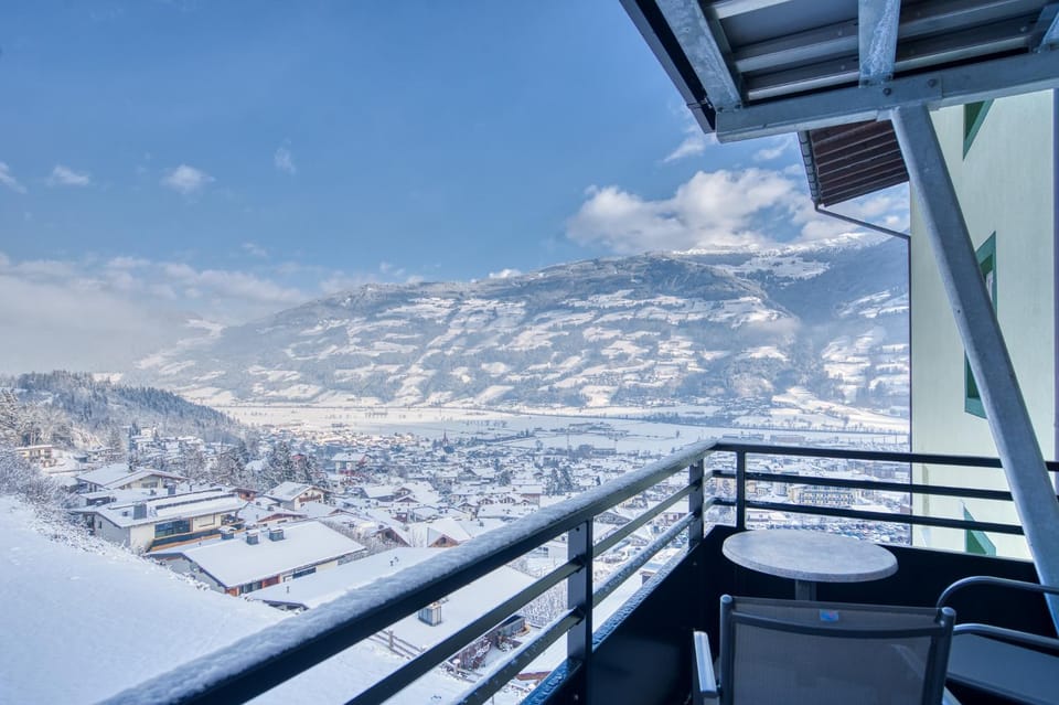 Winter, Balcony/Terrace