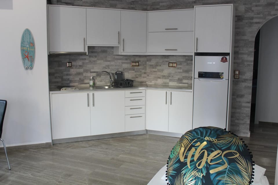 Bay View Apartments Apartment hotel in Platanias