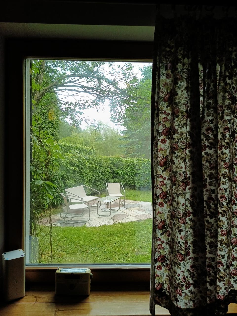 Living room, Garden view