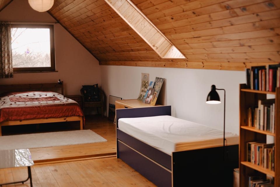 Bed, Library, Photo of the whole room, Bedroom