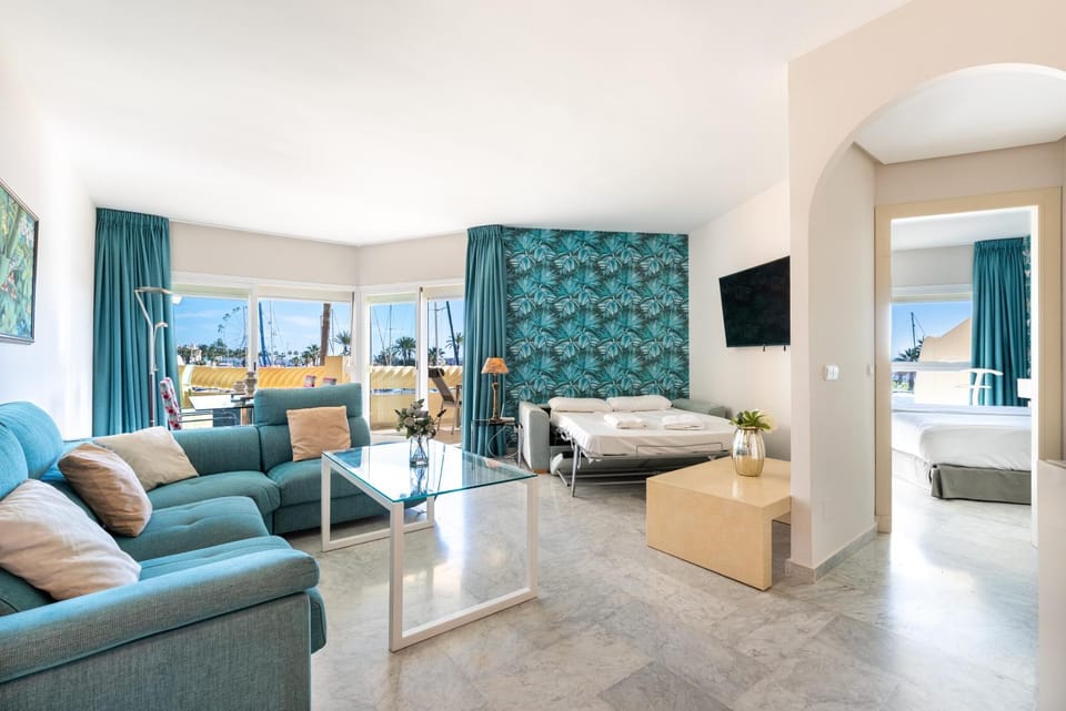 TV and multimedia, Living room, Bedroom
