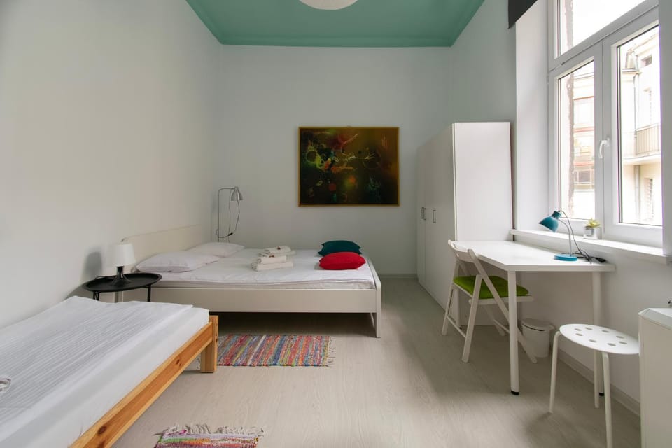 Light Apartment Zyblikiewicza Street Apartment in Krakow