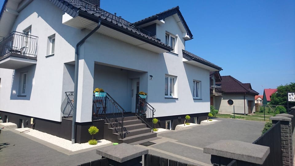 Property building, Facade/entrance