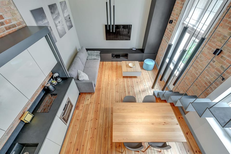 TV and multimedia, Kitchen or kitchenette, Living room, Seating area