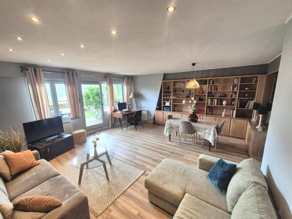 Les Terrasses de Tresserve Apartment in Tresserve
