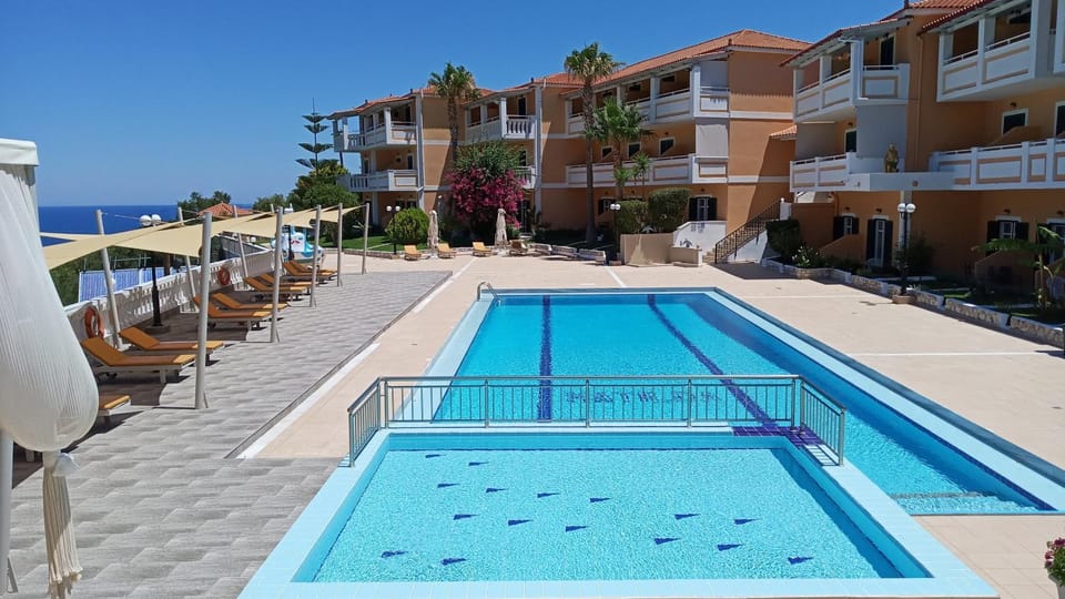 Property building, Pool view, Swimming pool, Swimming pool