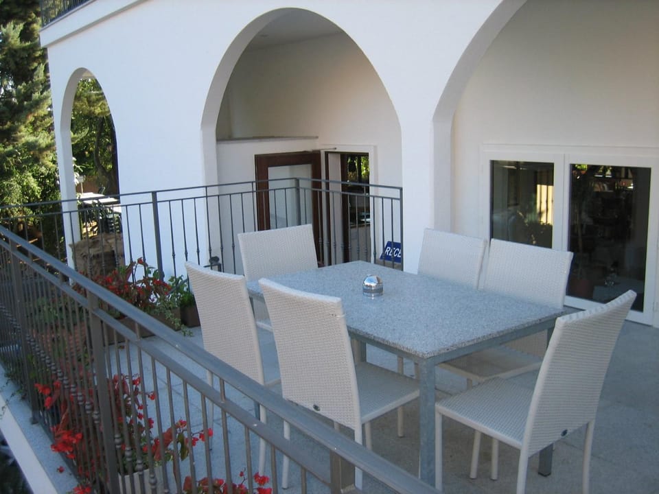 Patio, Balcony/Terrace