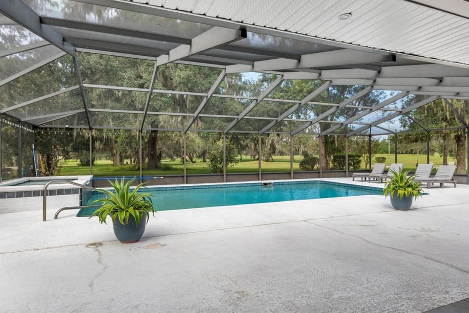 Pool view, Swimming pool