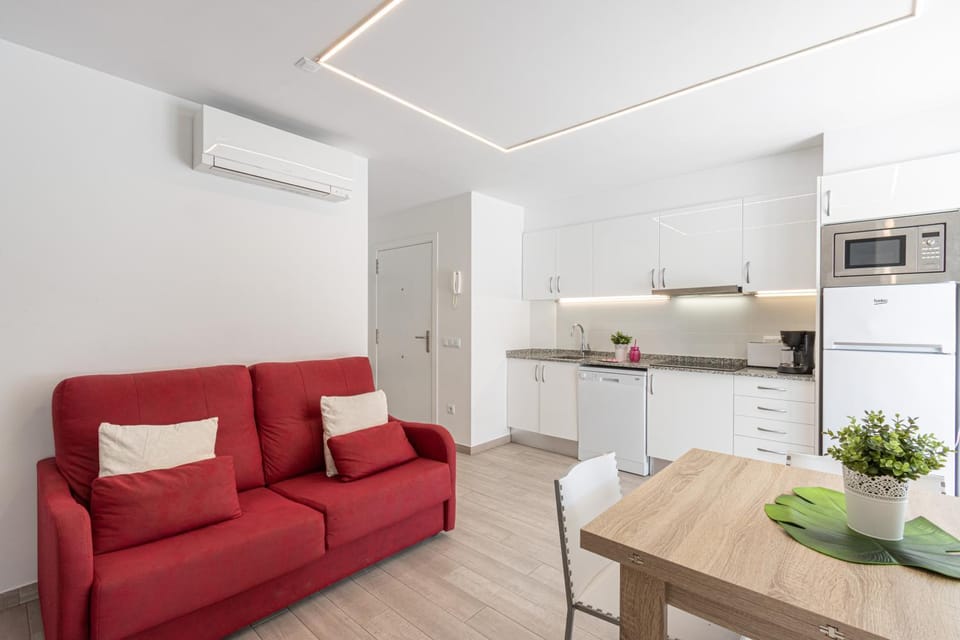 Kitchen or kitchenette, Living room, Dining area