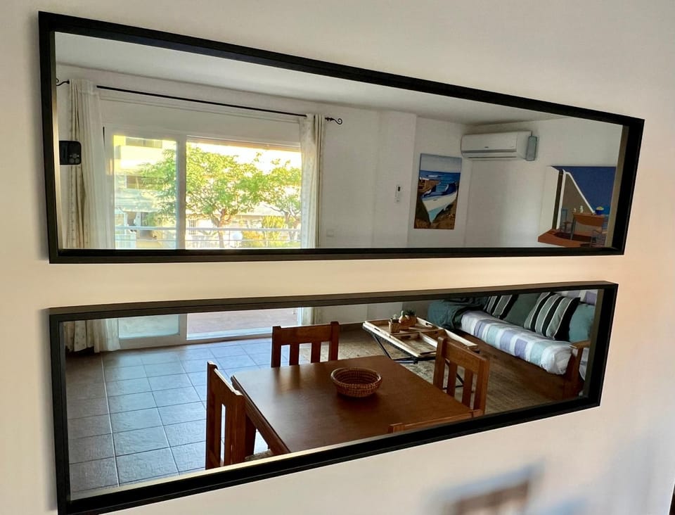 Dining area, air conditioner