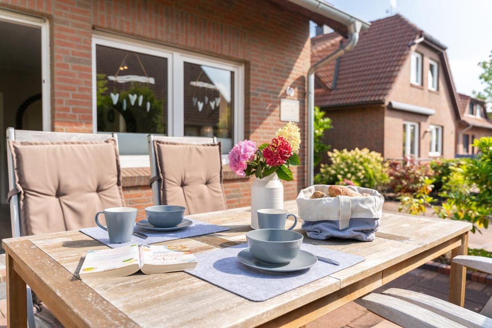 Ferienhaus Haus am Teich House in Wilhelmshaven