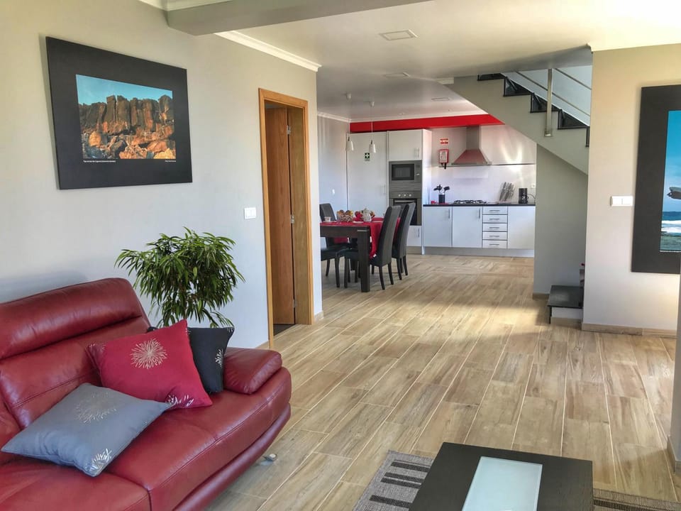 Kitchen or kitchenette, Living room, Decorative detail