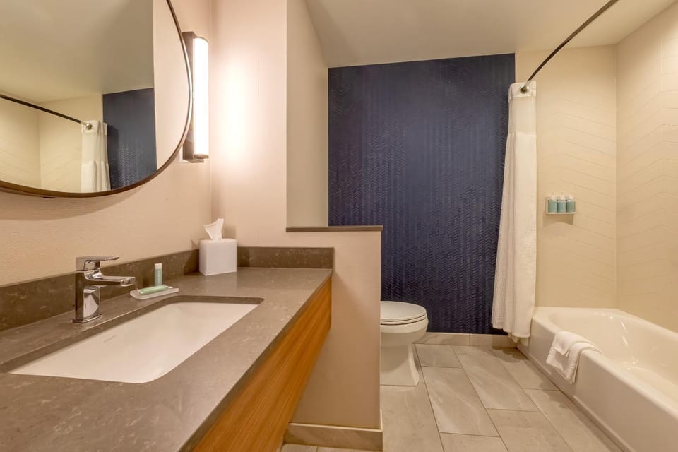 Bathroom, Bath