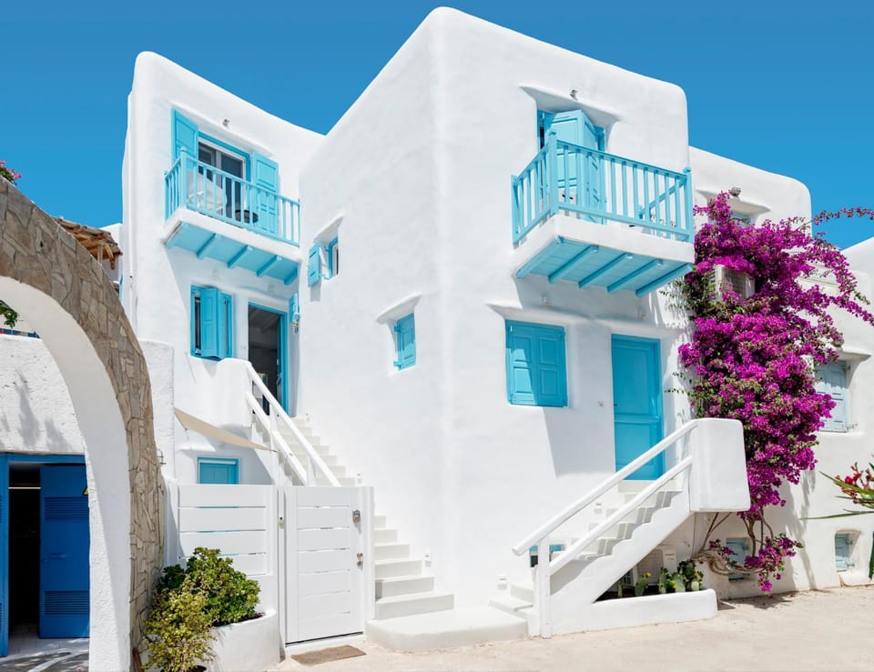 Property building, Facade/entrance