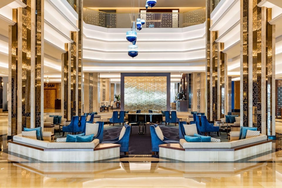 Restaurant/places to eat, Lobby or reception, Business facilities