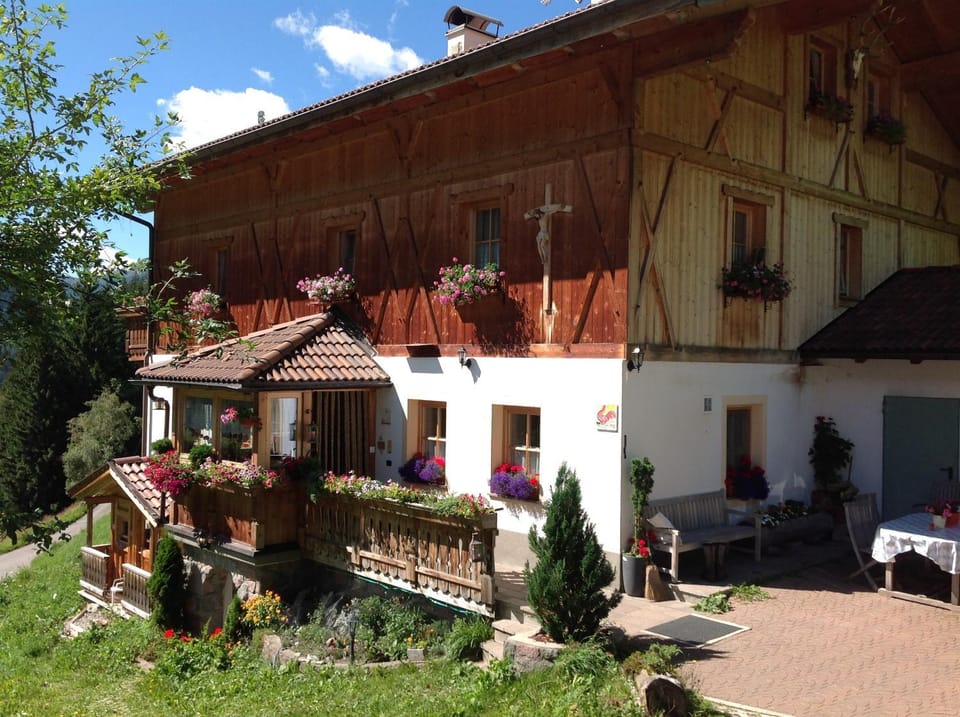 Facade/entrance, Summer