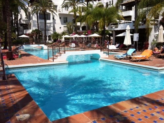 Urb. La Alcazaba, Puerto Banus / Marbella Apartment in Marbella