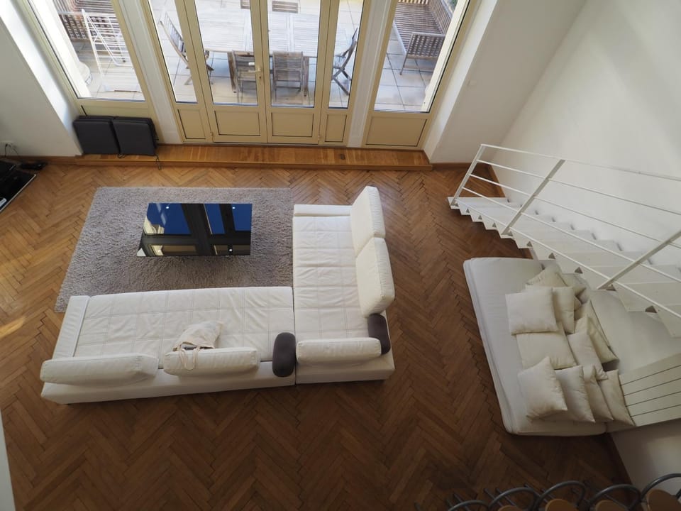 Appartement T4 Duplex Centre Arcachon, Terrasse Sud, Proche Plage et Commerces, Parking Inclus - FR-1-474-3 Apartment in Arcachon