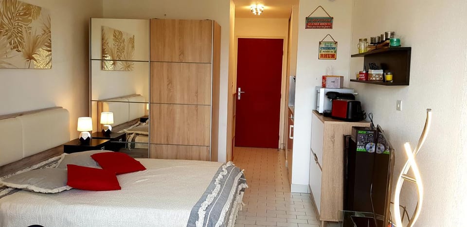 Studio Port Vénus Village Naturiste Apartment in Agde