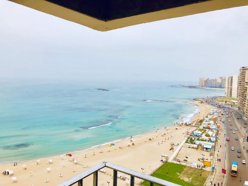 Toscanini Apartament اول صف مباشره Apartment in Alexandria