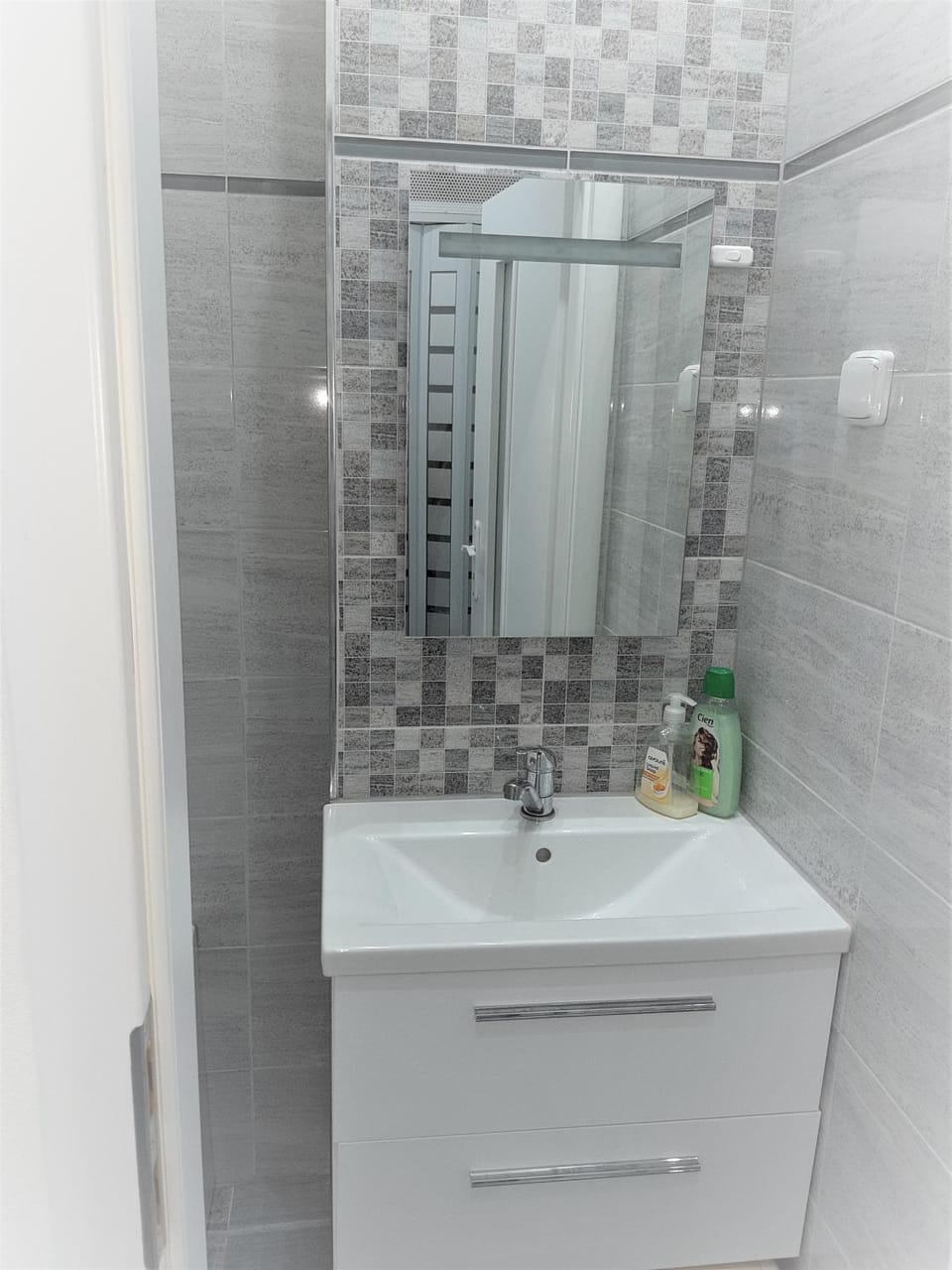 WHITE APARTMENT, Kraskova 2, BRATISLAVA Apartment in Bratislava