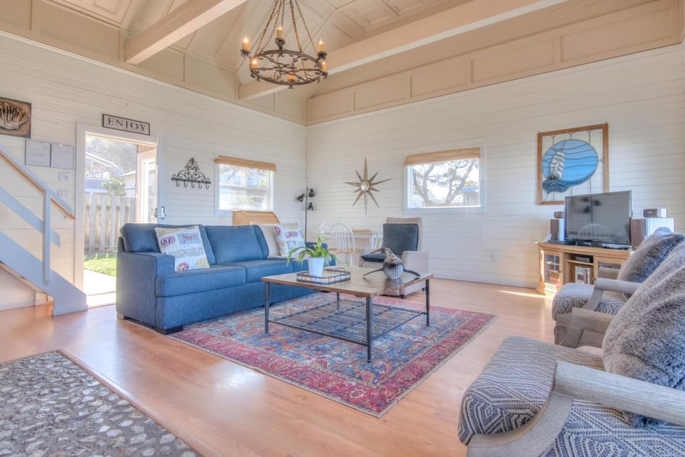 Changing Shores House in Lincoln City