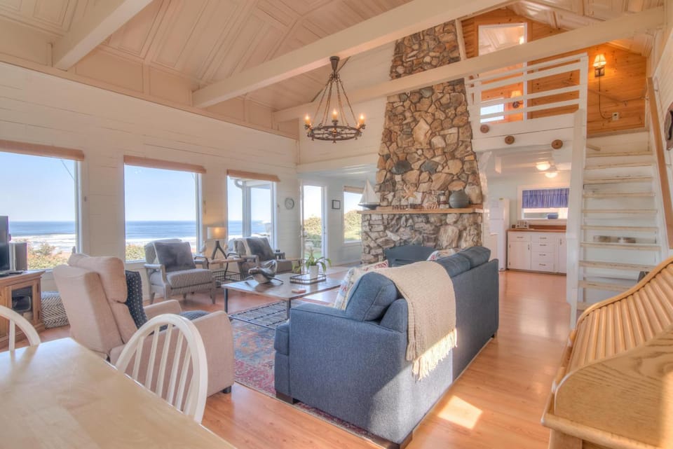 Changing Shores House in Lincoln City