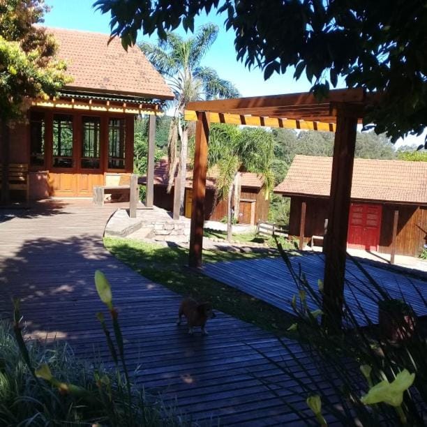 Property building, Facade/entrance, Garden