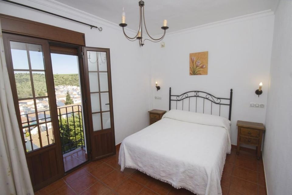 Casas el Albarracín House in Sierra de Cádiz