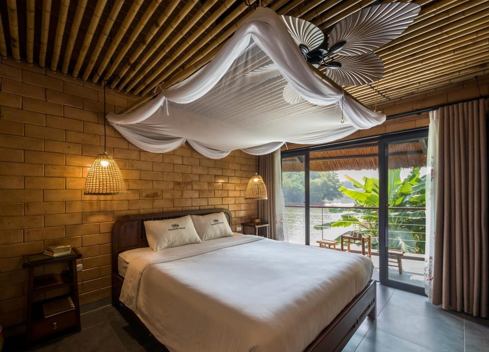Tomodachi Retreat - Làng Mít Hotel in Laos