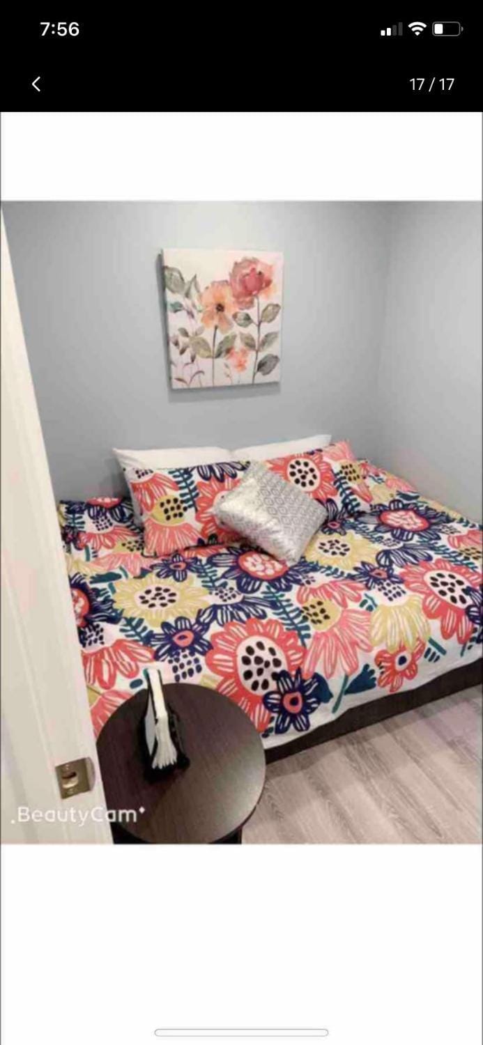 Nice bedroom next fells point Bed and Breakfast in Baltimore