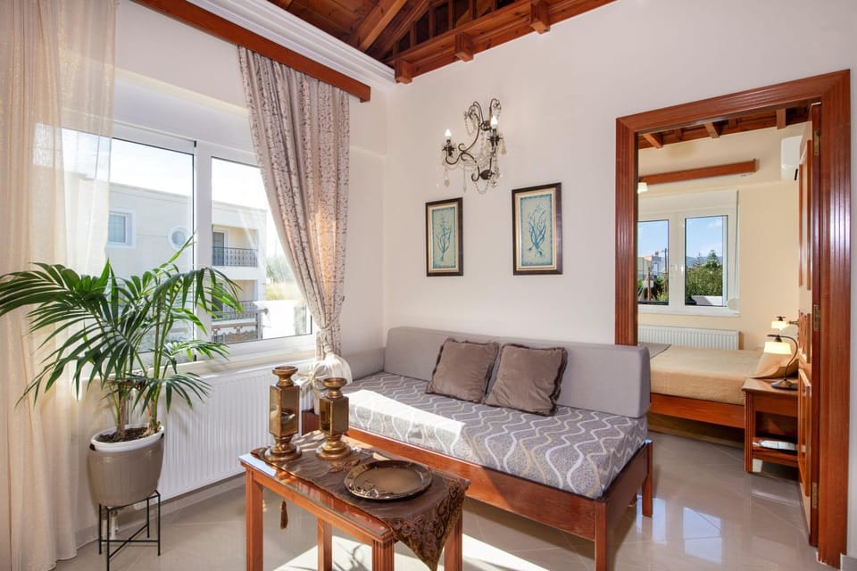 Socrates Holidays Apt 4 with Pool near the Beach Apartment in Crete