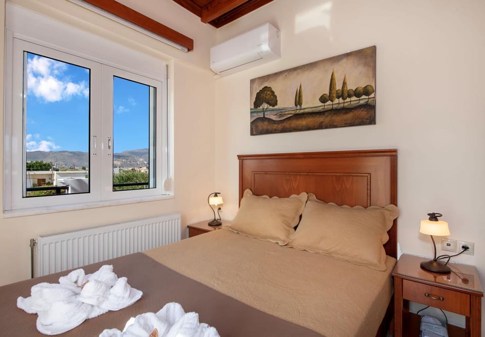 Socrates Holidays Apt 4 with Pool near the Beach Apartment in Crete