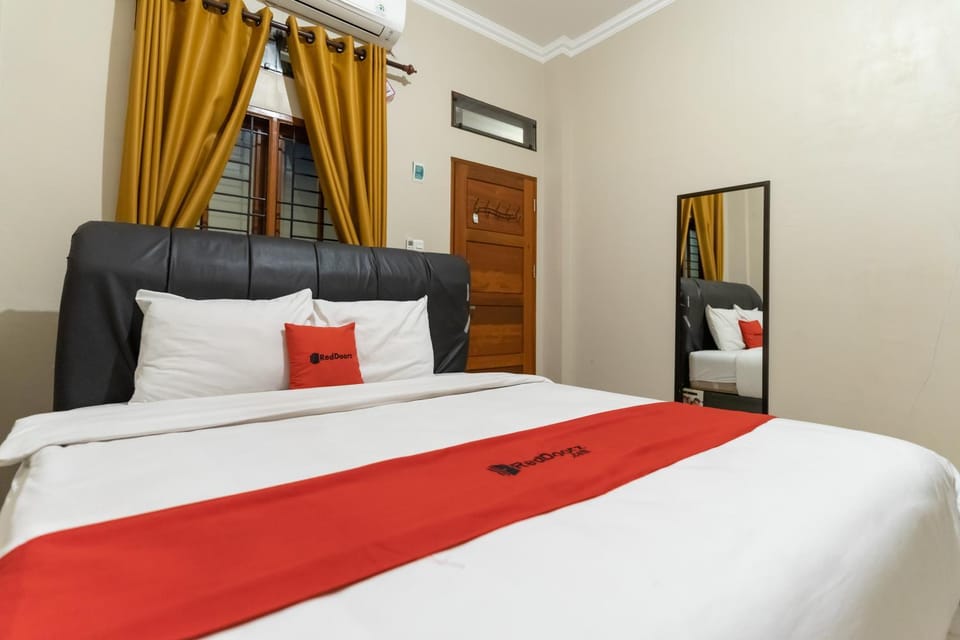 RedDoorz At Joyce Guest House Medan Hotel in Indonesia