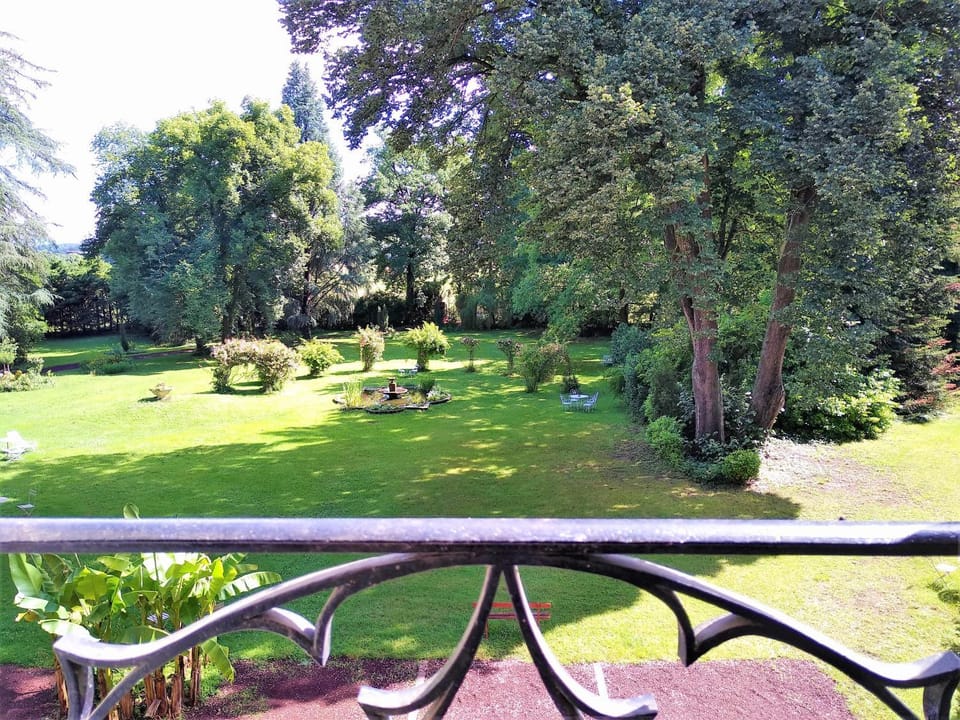 Garden, Garden view