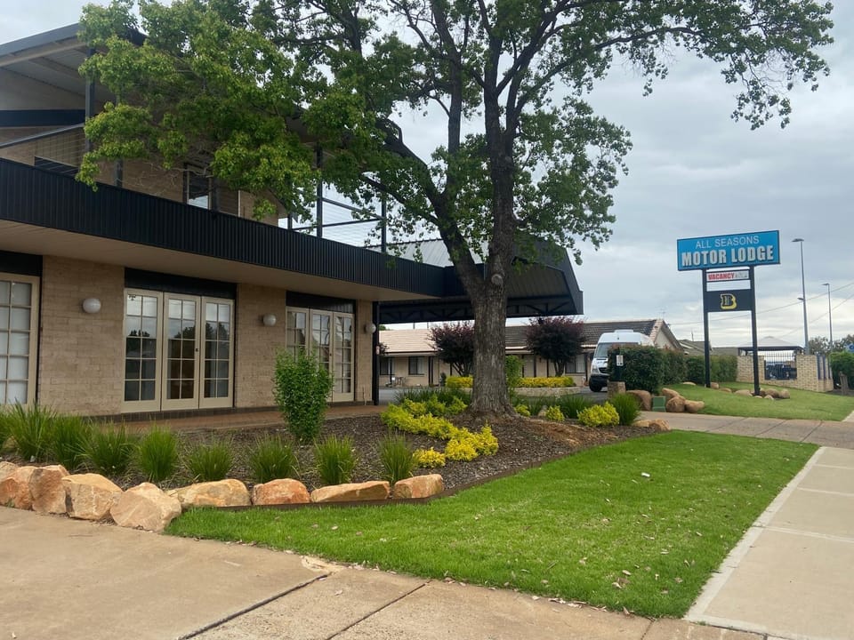 All Seasons Motor Lodge Motel in Dubbo