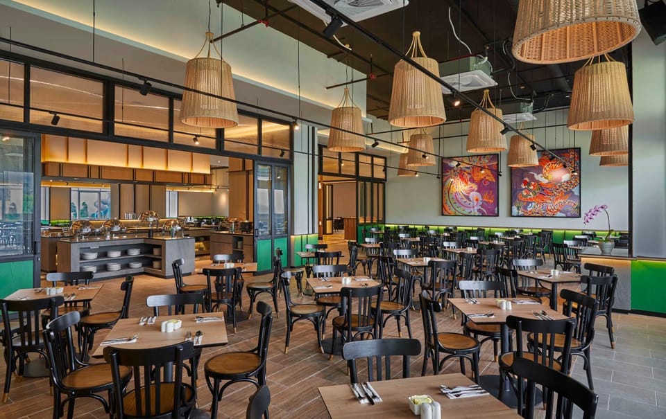 Restaurant/places to eat, Buffet breakfast