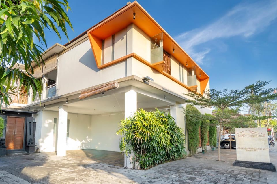 Oxy House Bali Hotel in Denpasar