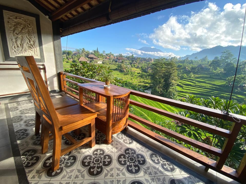 Balcony/Terrace, Mountain view