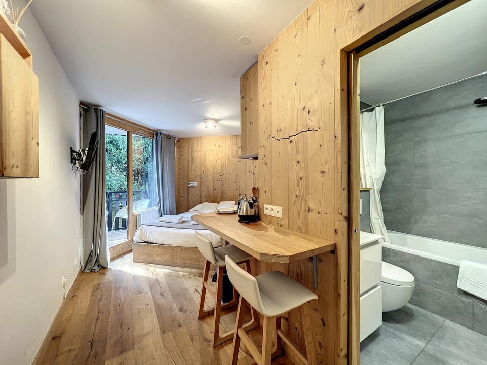 Bed, Bathroom, Bedroom, Bath