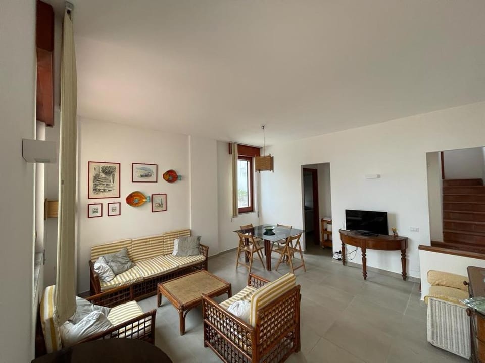 Sul lungo mare posizione unica House in San Vito Lo Capo