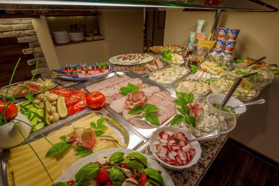 Food and drinks, Food, Buffet breakfast