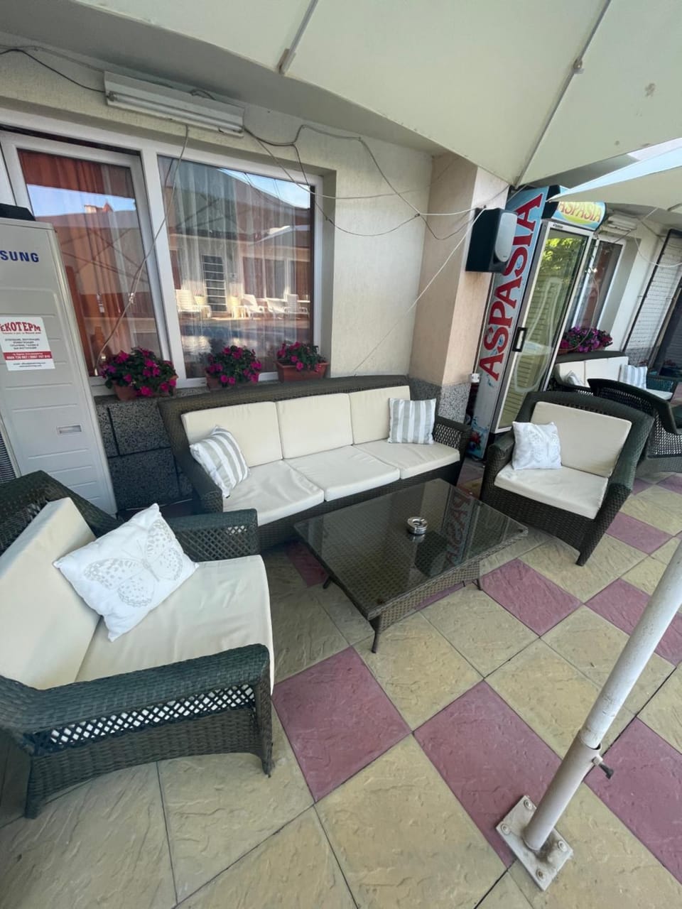Seating area